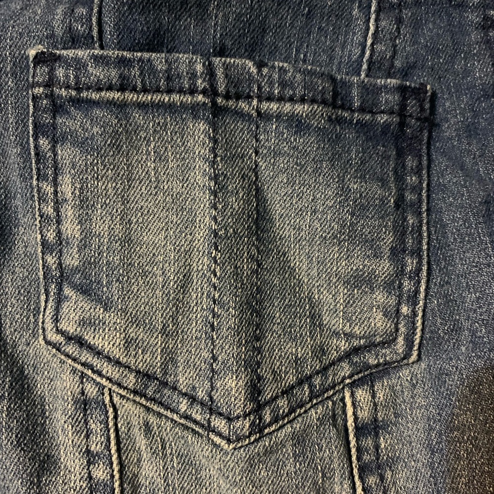 Stretch Denim Jacket. ONE WORLD Cropped.  Size LARGE. New with tag. Too cute! - Picture 7 of 8